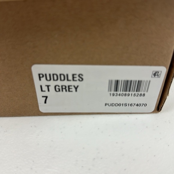 NWT Steve Madden Womens Puddles Ankle Chelsea Boots Gray Sz 7 Preppy Outdoors - Picture 4 of 12